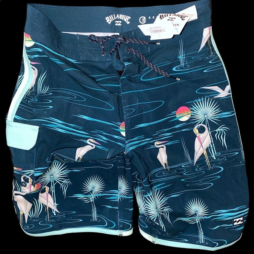 NEW WITH TAGS BILLABONG MEN'‎ 73 Line Up Pro Boardshorts 17" SIZE 26